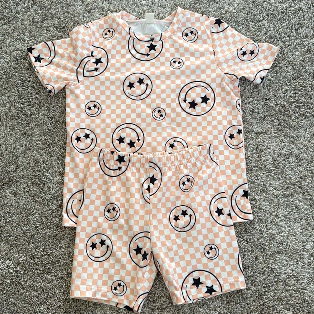 Checkered Smiley Set